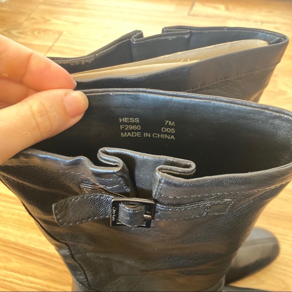 SOLD! Calvin Klein leather boots, 4” heel, size 7 - Picture 7 of 14